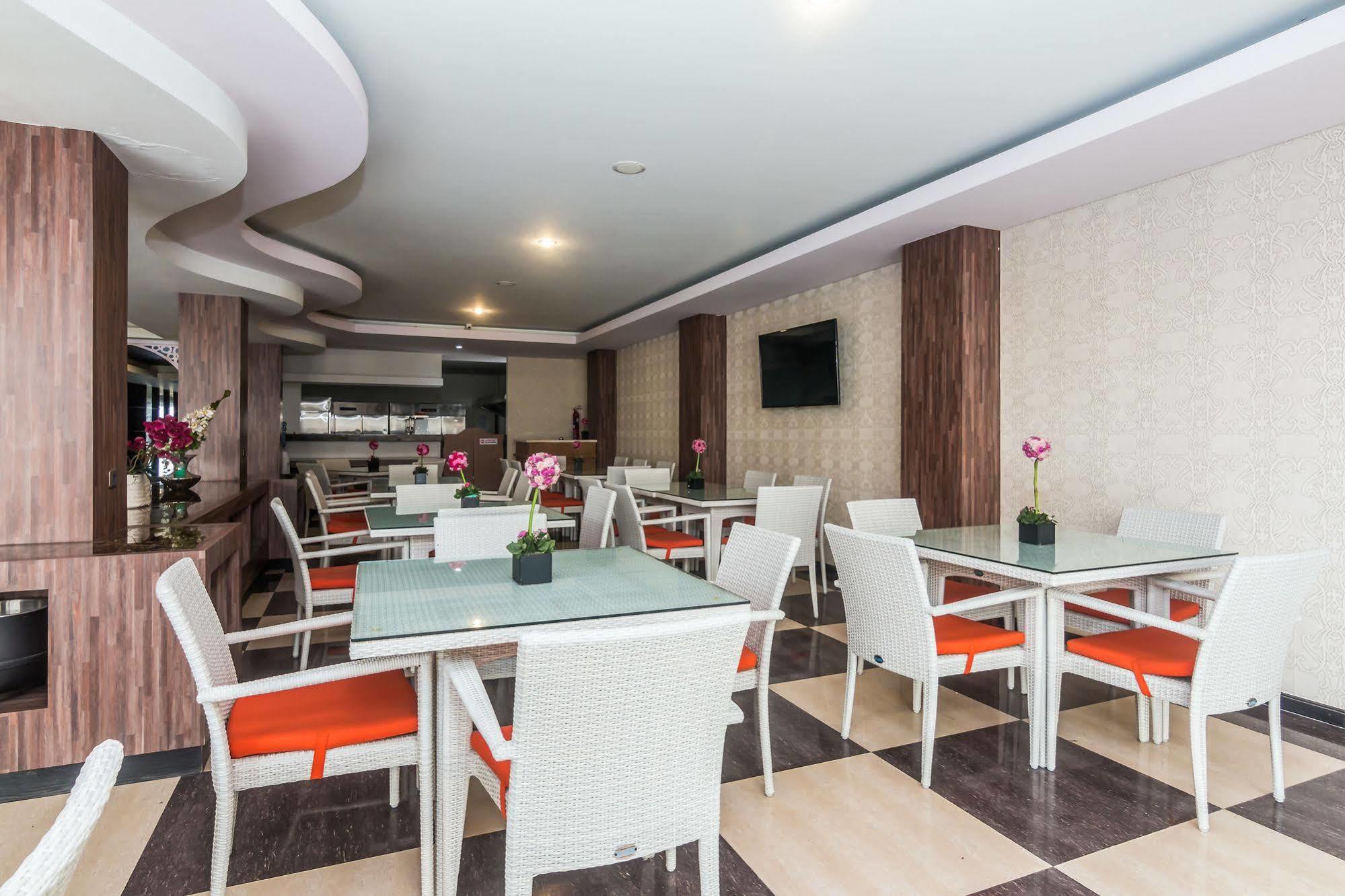 Zen Rooms Denpasar Marlboro Luaran gambar
